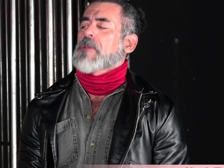 Walking Dead roleplay bareback fucking